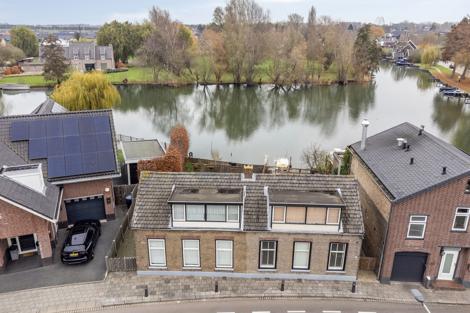 Dorpsstraat 121, Hendrik-Ido-Ambacht