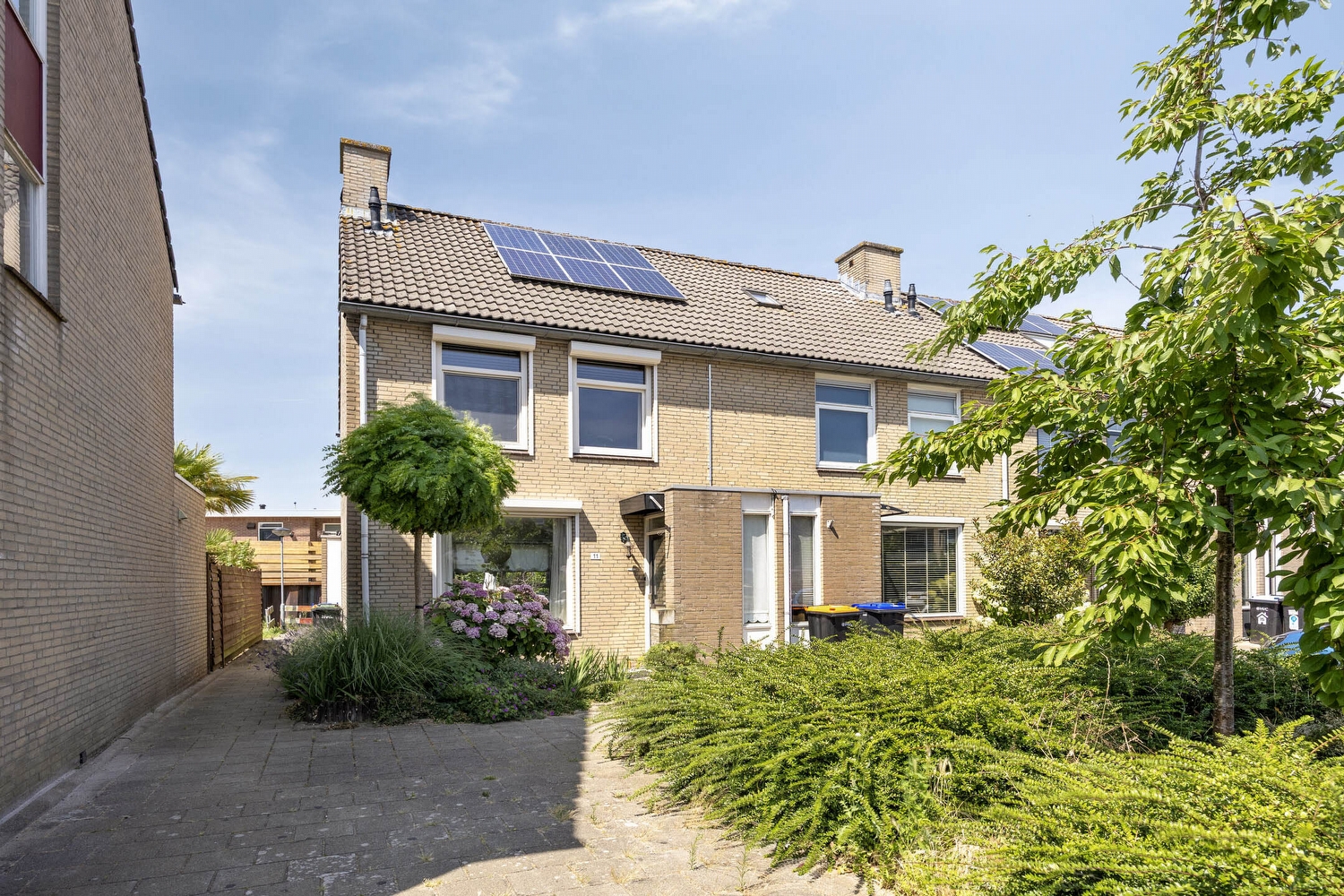 Kersentuin 11, Heerjansdam