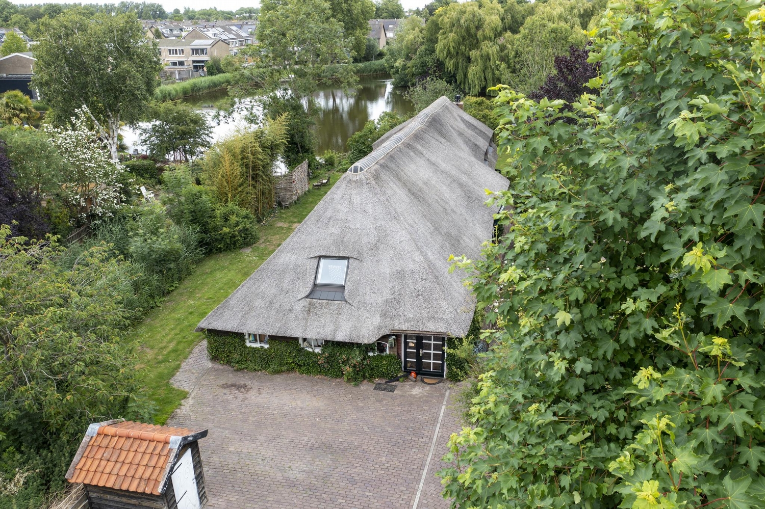 Weelsedijk 26, Strijen