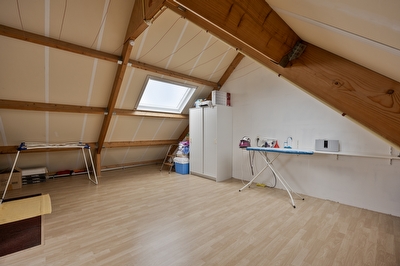 Burg. Korstanjestraat 13, Klaaswaal