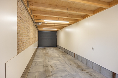 Burg. Korstanjestraat 13, Klaaswaal