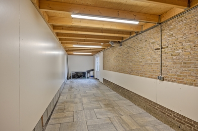 Burg. Korstanjestraat 13, Klaaswaal