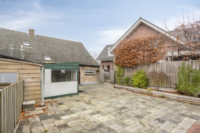 Dorpsstraat 121, Hendrik-Ido-Ambacht