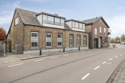 Dorpsstraat 121, Hendrik-Ido-Ambacht