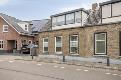Dorpsstraat 121, Hendrik-Ido-Ambacht