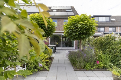 Elgarstraat 45, Zwijndrecht