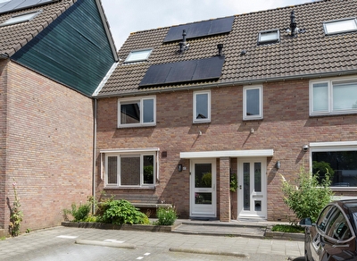 Elgarstraat 45, Zwijndrecht