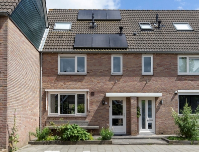 Elgarstraat 45, Zwijndrecht
