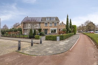 Ferdinand Bolstraat 2, Ridderkerk