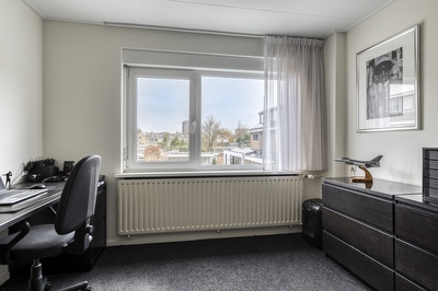 Ferdinand Bolstraat 2, Ridderkerk