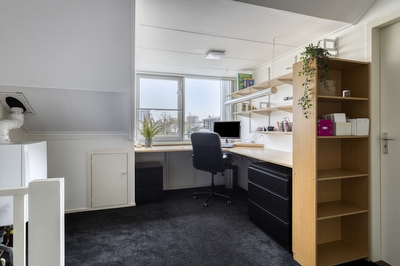 Ferdinand Bolstraat 2, Ridderkerk