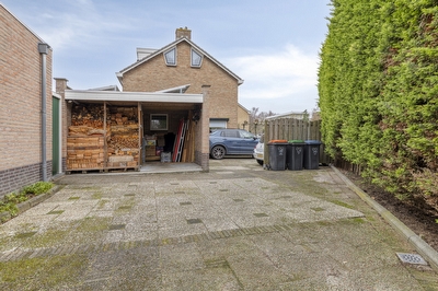 Ferdinand Bolstraat 2, Ridderkerk