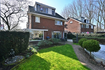 Kerkweg 140, Ridderkerk