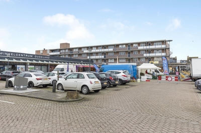 Meubelmaker 17, Zwijndrecht