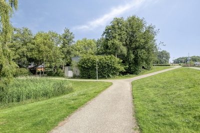 Oostdijk 275 E, Oud-Beijerland
