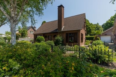 P. de Jongstelaan 5, Strijen
