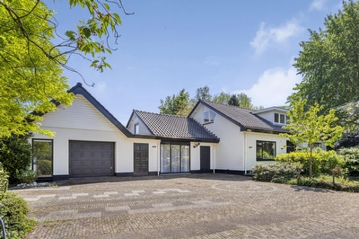 Reeweg 95, Hendrik-Ido-Ambacht