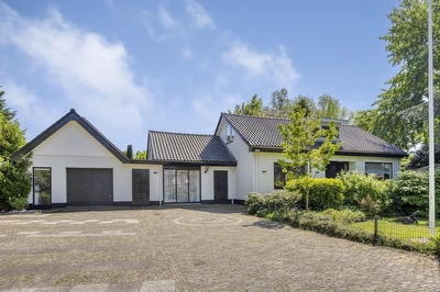 Reeweg 95, Hendrik-Ido-Ambacht