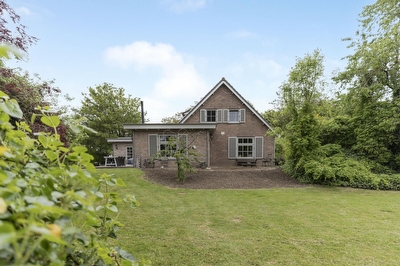 Tweede Kruisweg 3, Puttershoek