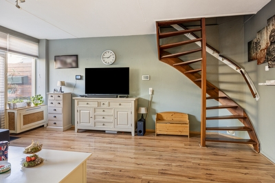 Van der Burghstraat 4, Hendrik-Ido-Ambacht