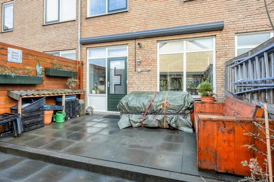 Van der Burghstraat 4, Hendrik-Ido-Ambacht