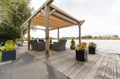 Waalweg 8, Ridderkerk