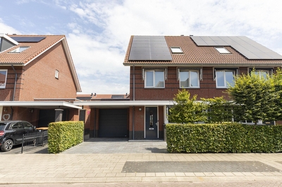 Zilvermijn 31, Rhoon